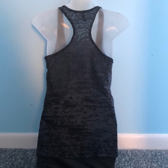 Womans tamk top - Picture 2 of 3